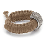 Side view of The Diamond Ring in Saddle Camel Linhasita, showing the adjustable sliding knot on the braided waxed thread